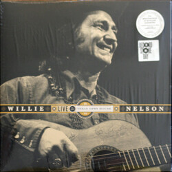 Willie Nelson Live At The Texas Opry House, 1974